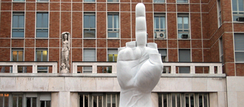 cattelan_dito_milano