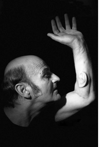 stelarc_Earportrait318.jpg